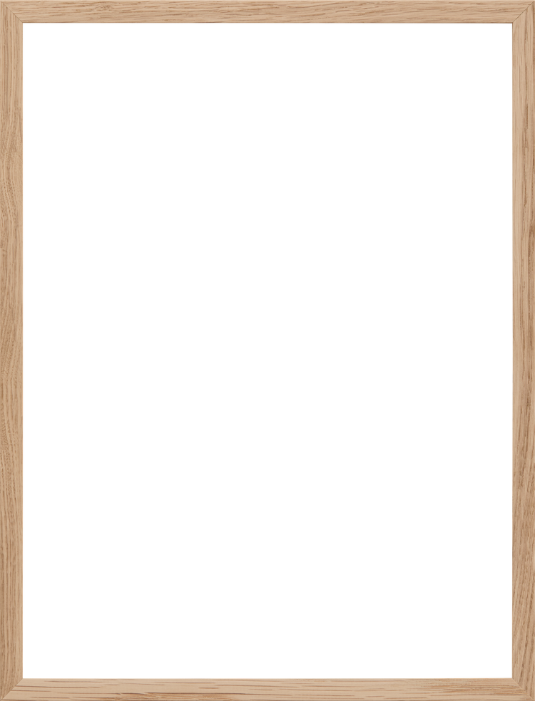 The Frame Oak blank blackboard, featuring a light wood frame, exudes a Scandinavian look.